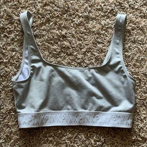 PINK Ultimate lightly lined sports bra